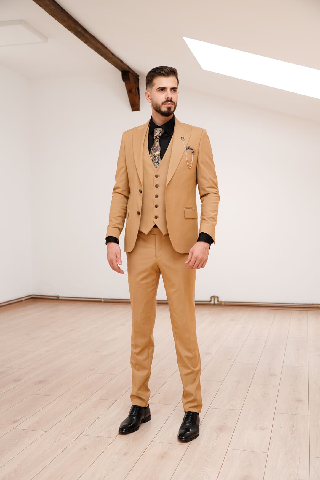 Gizell - Costum Barbati Bej Mustar in 3 piese Matteo Giuliani