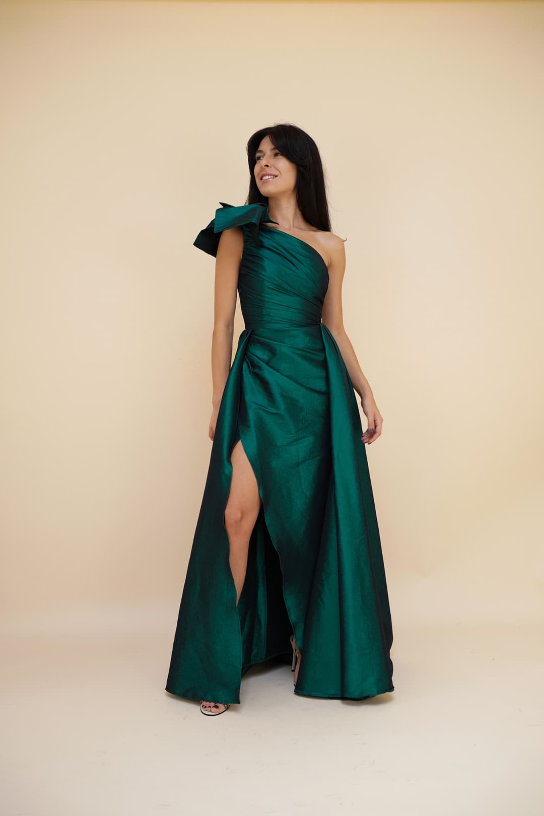 Gizell - Rochie de Seara cu Trena Verde Smarald Gizell