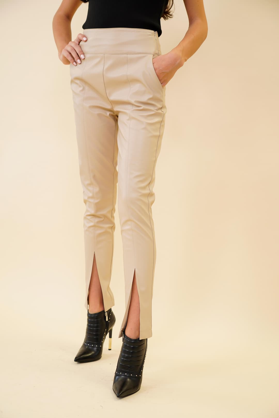 Gizell - Pantaloni Dama Piele Ecologica Bej Gizell